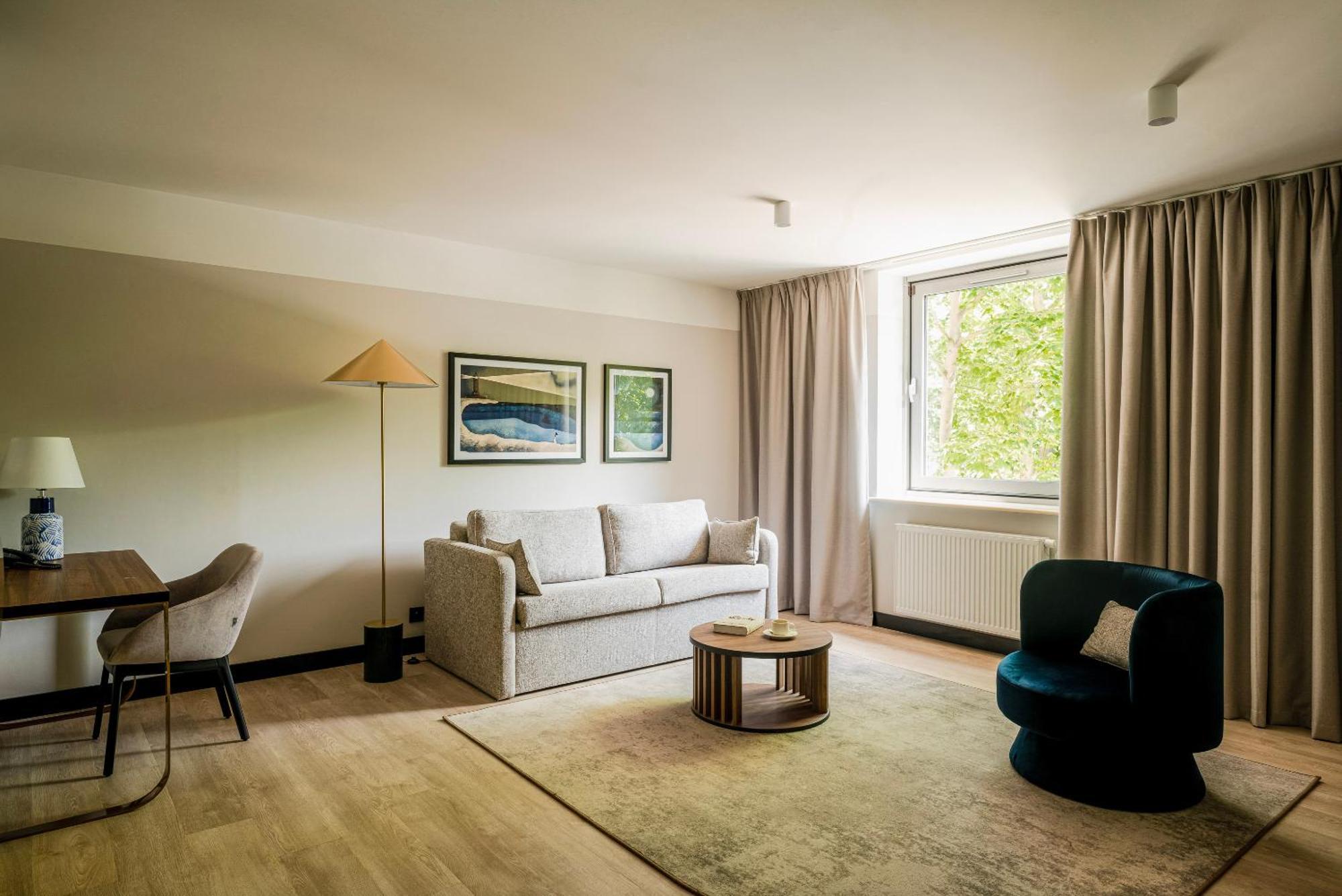 Royal Tulip Sand Kolobrzeg Luaran gambar A suite at the Hotel de la Poste